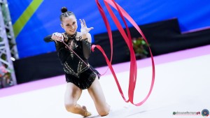 albachiara lucca ikromova takhmina un nastro sfe03530a copia simone ferraro ph copia